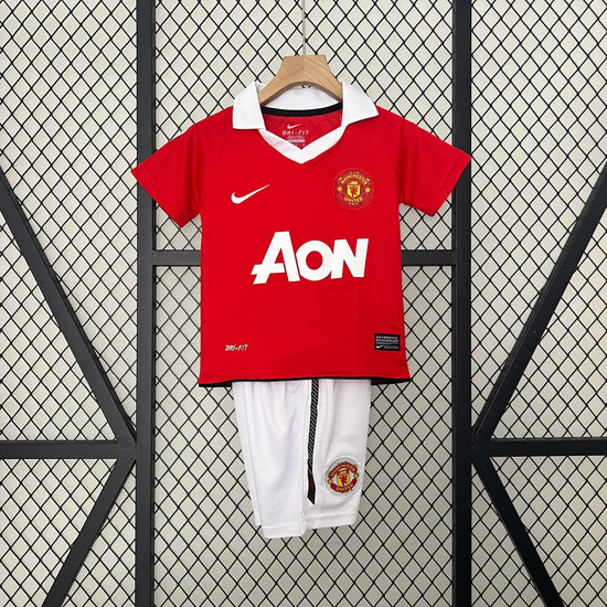 Manchester United 2010/11 Home Kid's Jersey & Shorts- Retro