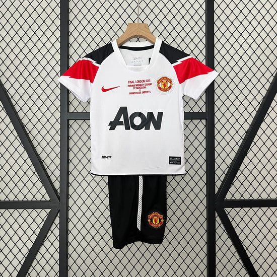 Manchester United 2010/11 Away Champions League Final Kid's Jersey & Shorts- Retro